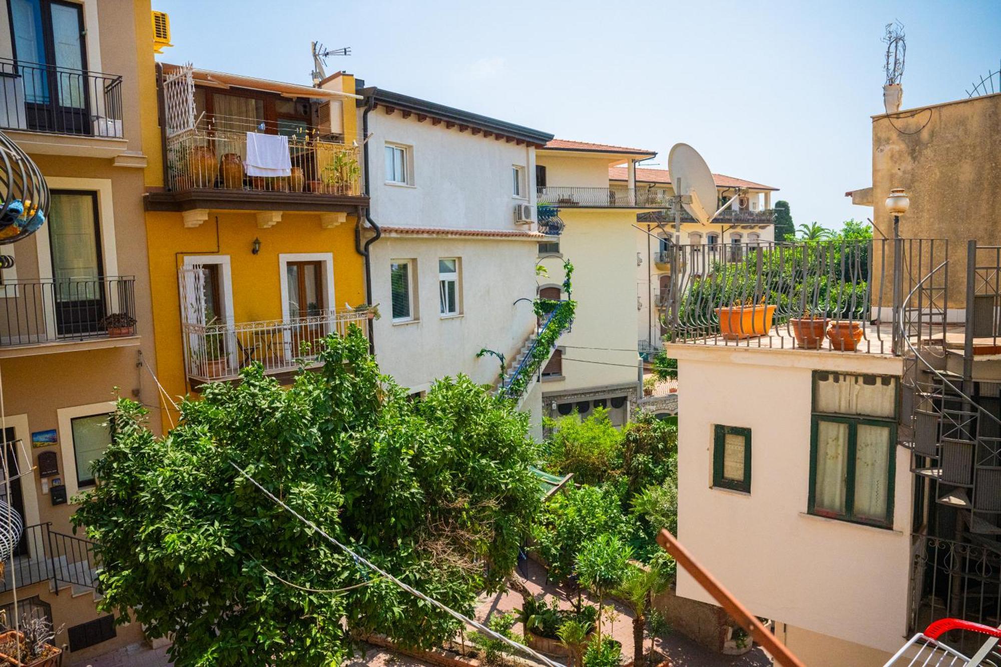 Ottaviano Suite - Elegante Attico Vista Mare Taormina Kültér fotó